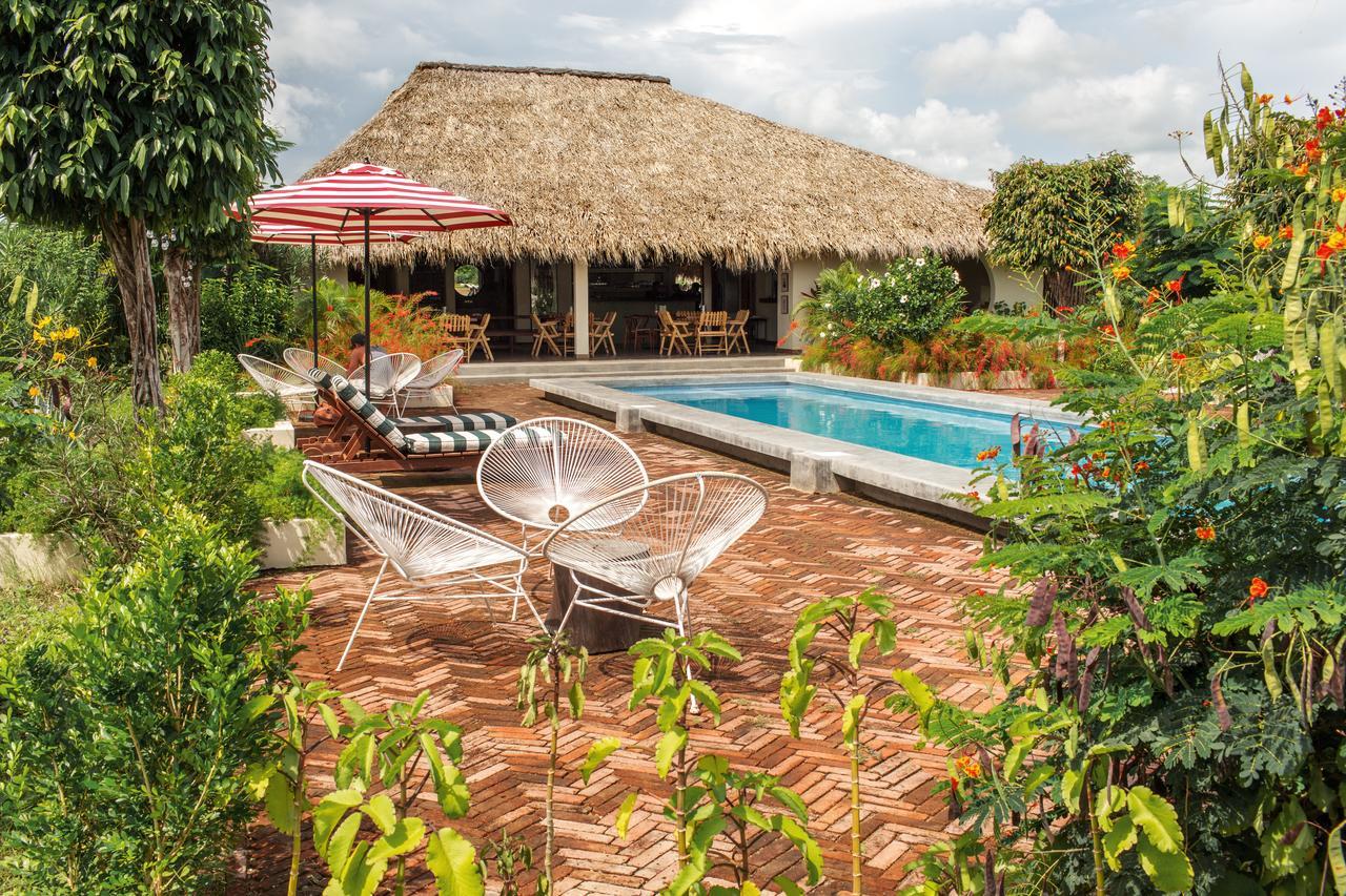 Malibu Popoyo Hotel Exterior photo