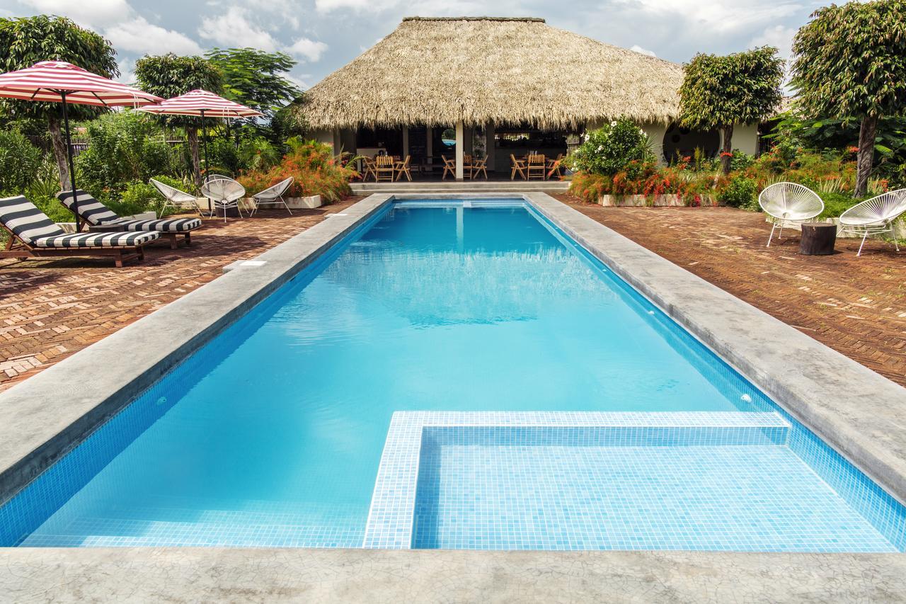 Malibu Popoyo Hotel Exterior photo